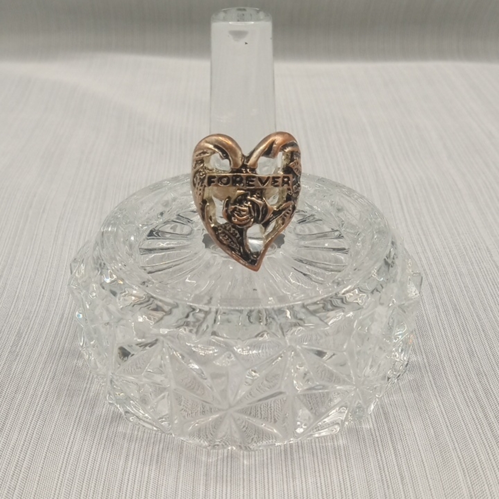 Heart Ring with 'Forever' Inscription Size 5.25